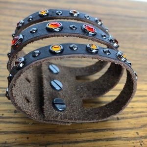 Genuine leather bracelet with Sun color Swarovski stones 20 & 30 ss.
